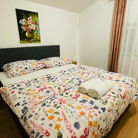 Roko&lovre Apartman